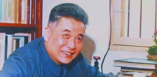 邓稼先:隐姓埋名28年,无名无利却身患绝症,这样做值得吗?_核武器_国家