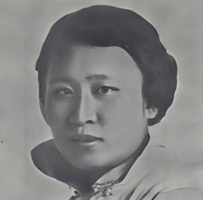 原创1950年梁漱溟邀他进京任职他走到半路想到自己的身份连夜南逃