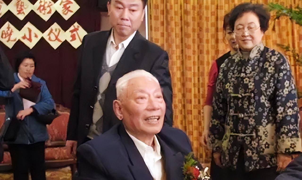 艺术家郭振清:78岁逝世葬礼普通:一无所有地来,一无所有地走_天津