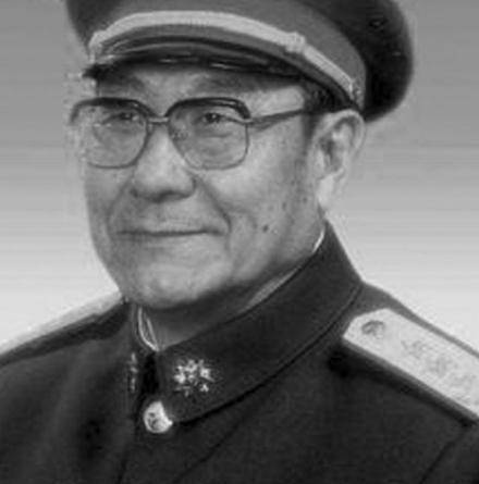 这么戏剧性的一幕也让当时的黄达宣很震惊,没想到当年自己执意要留下