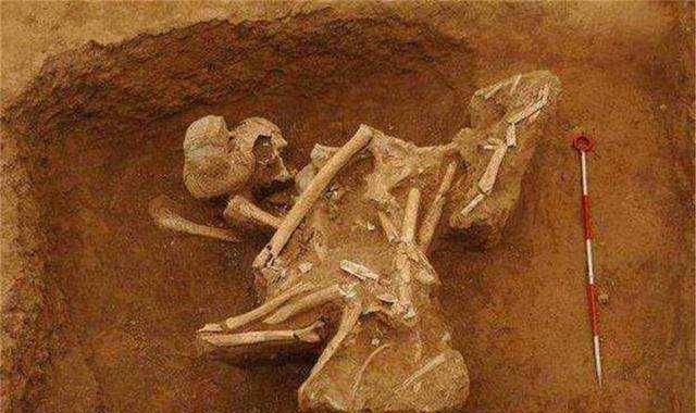 原创原创秦始皇陵打不开女儿嬴阴嫚墓被开启遗骸让专家感叹胡亥真狠