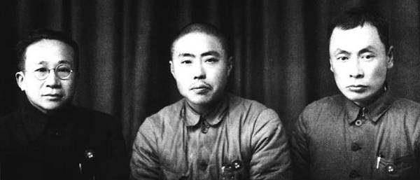 为了钱财,枪杀两位上将级人物,领导用人得留心呀_项英_周子昆_刘厚总