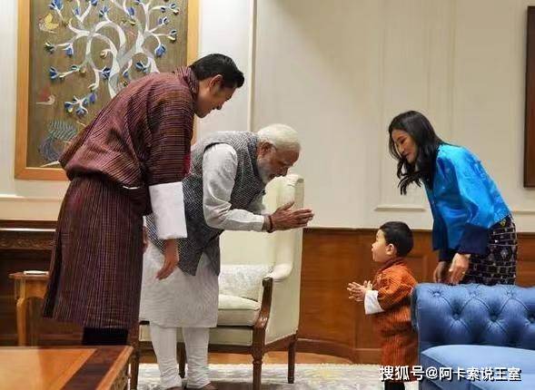 原创不丹王室确立王位继承权佩玛王后和四位王母平起平坐或因继承权