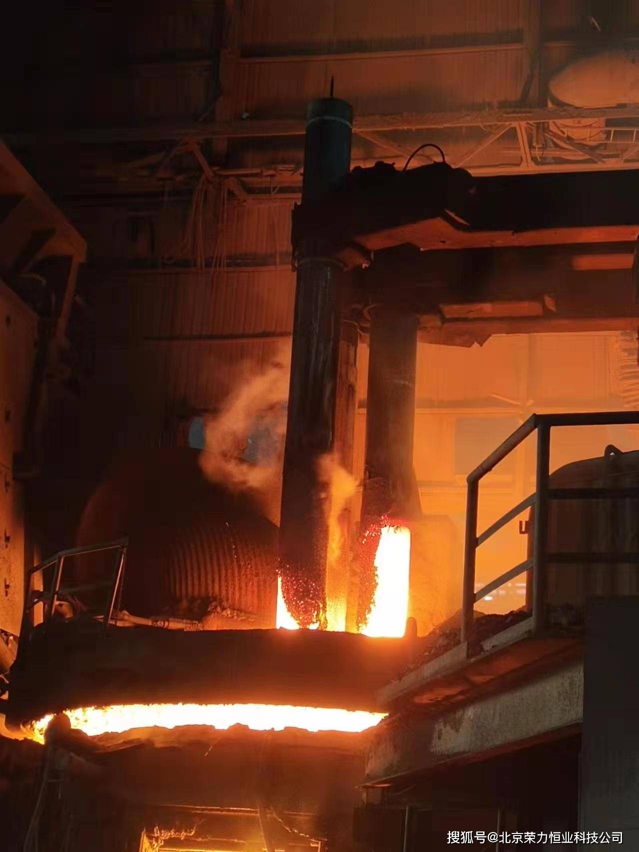 石墨电极抗氧化涂料用于电炉炼钢中的效果