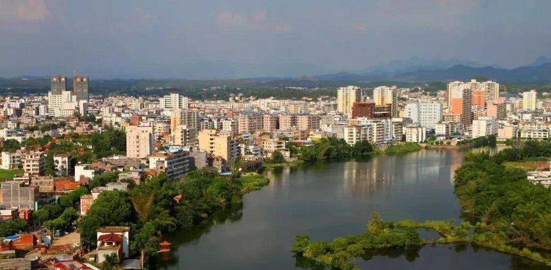 原创原创广东梅州五华县除了足球还有很多传奇比如历史和教育