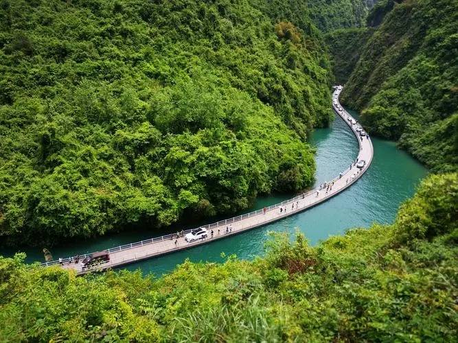 湖北恩施旅游五日游跟团必玩景点湖北恩施旅游5日游跟团攻略费用
