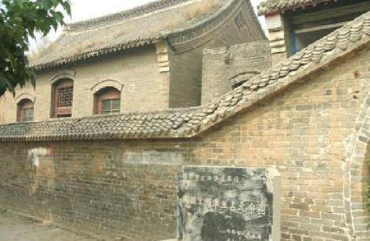 王占元弄了自己的产业之后,天津的各条主要街道和马路周围,都有他的