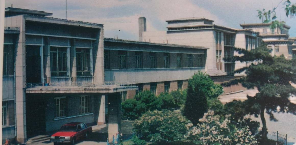 原创原创战斗英雄张国富和平时期隐姓埋名40年晚年无钱治病医院免费