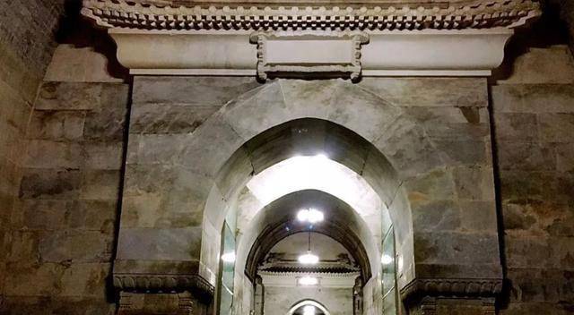 原创1956年郭沫若挖明定陵徒手上阵拿文物3000多瑰宝损毁大半