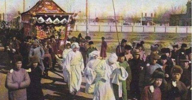 头七回魂人死后要停灵七天亡者真会回家探亲吗