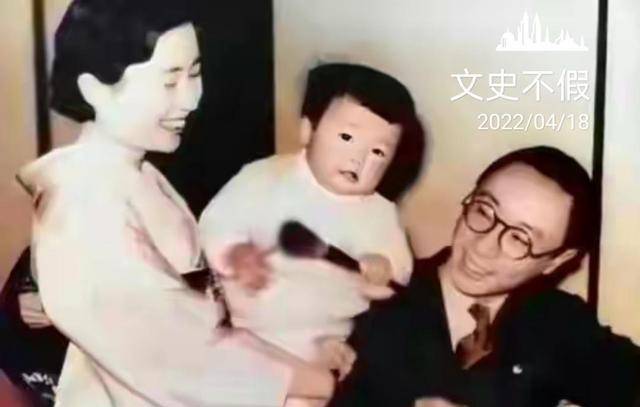 到了1940年3月,溥杰和嵯峨浩的第二个女儿出世了,取名为"爱新觉罗·嫮