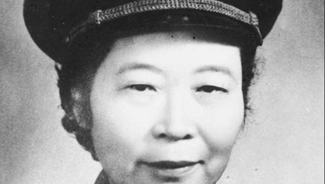 原创新中国首位女将军李贞回乡遇上毒打过自己的前夫托人给他带话