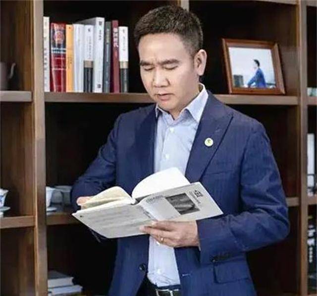 陈小英重用奚春阳的消息,很快传到了聂腾云的耳里.