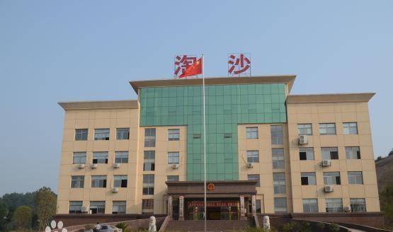 他是南昌起义团长回家种田三年抗战时出山成国军中将壮烈殉国