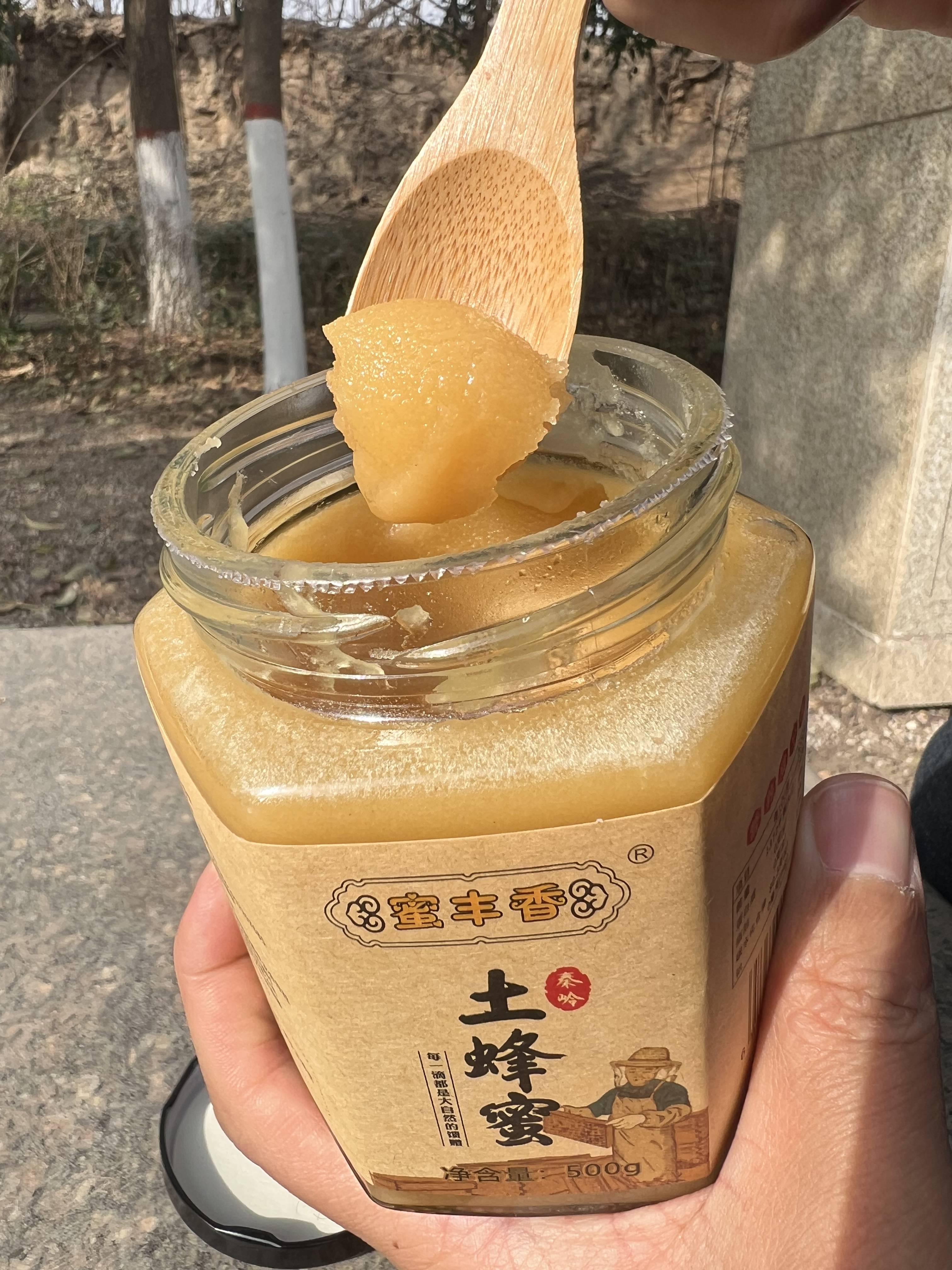 和蜂蜜可以一起吃吗?(燕窝和蜂蜜可以一起吃吗?)