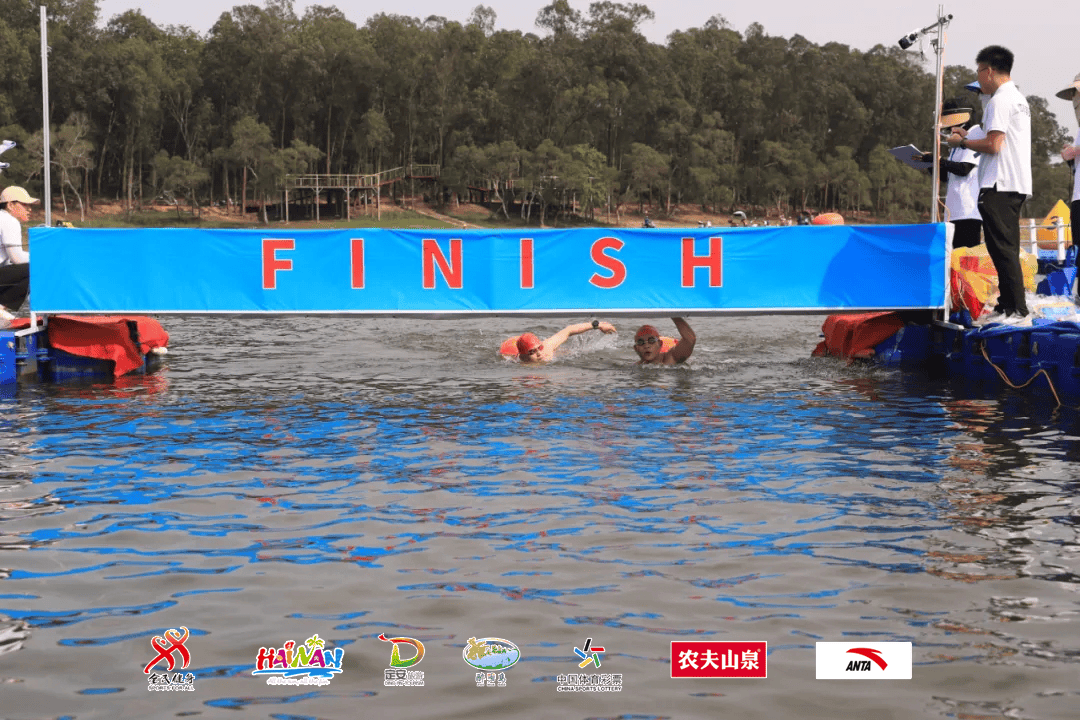 第24届全国公开水域游泳锦标赛在定安南丽湖举行