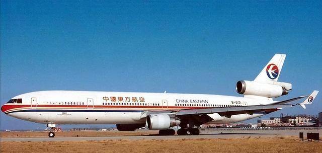 原创1993年东航583航遇险机长请求迫降美军事基地结果如何