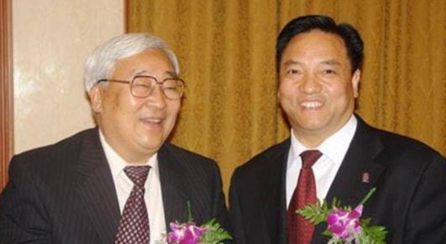 李贵鲜:49岁担任安徽省委书记,曾主政辽宁,担任央行