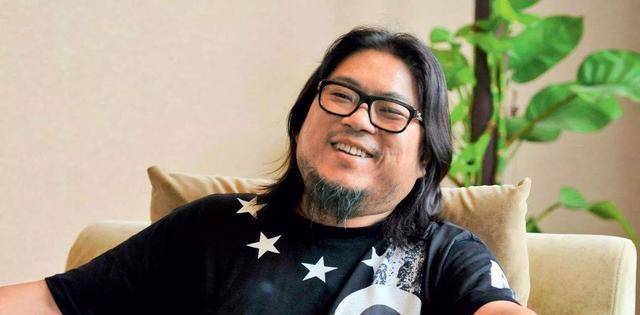 原创曾怼天怼地的韩寒如今却活成了当年他最讨厌的人