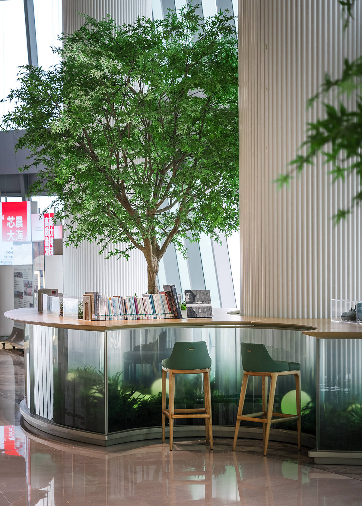 高端写字楼的图书馆设计装修案例