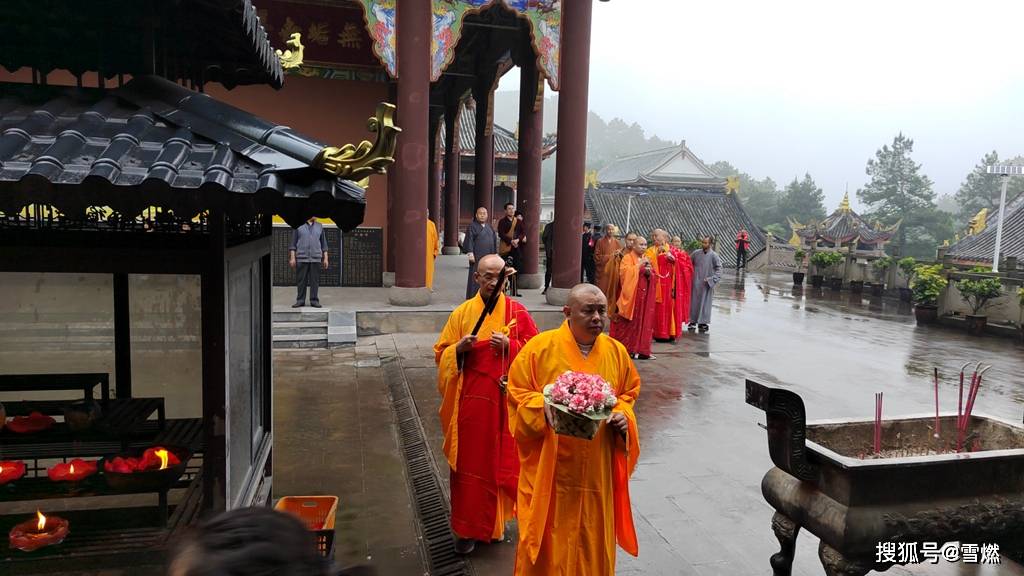 重庆市綦江古剑山净音寺举行护国息灾冥阳两利水陆普度大斋胜会