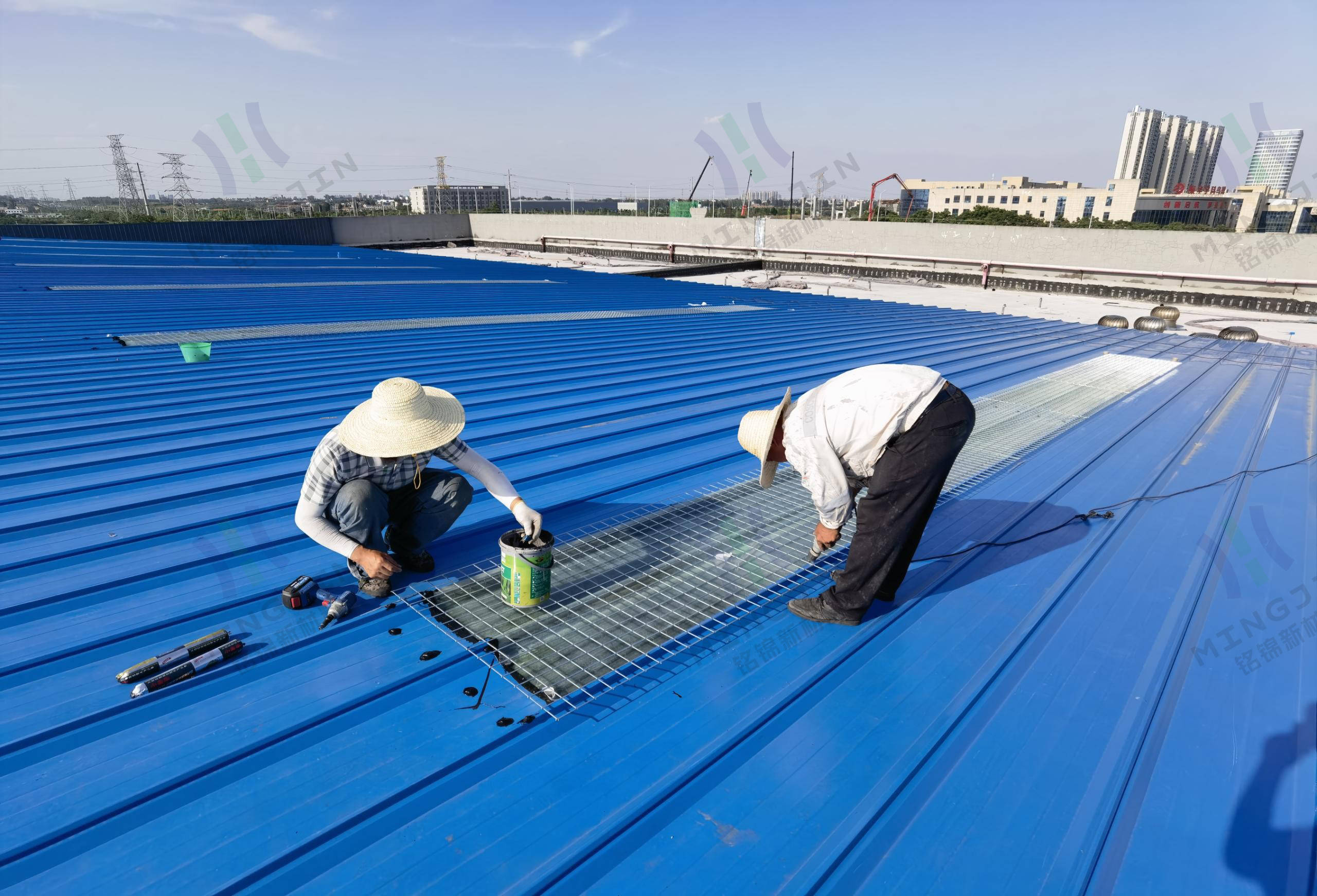 彩钢瓦屋面维修工程报价「全攻略」,如何确保性价比之选?