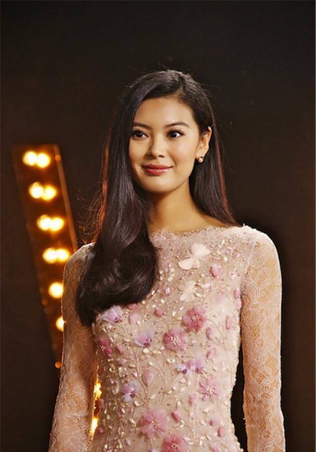 "世界小姐"于文霞:出身寒门,大学兼职做保姆,真人美过李嘉欣