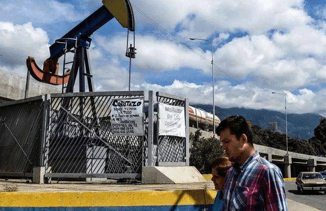 货币贬值30万倍,贫穷使杀人率全球第一,委内瑞拉到底经受了什么