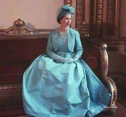 女王的婚姻也是一地鸡毛,她到底看上菲利普哪一点,忍着过了70年_彭妮