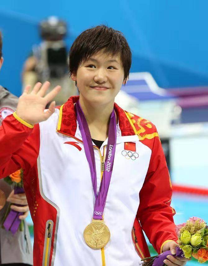 16岁横空出世,破世界纪录称霸中国泳坛,现25岁的她却无人问津