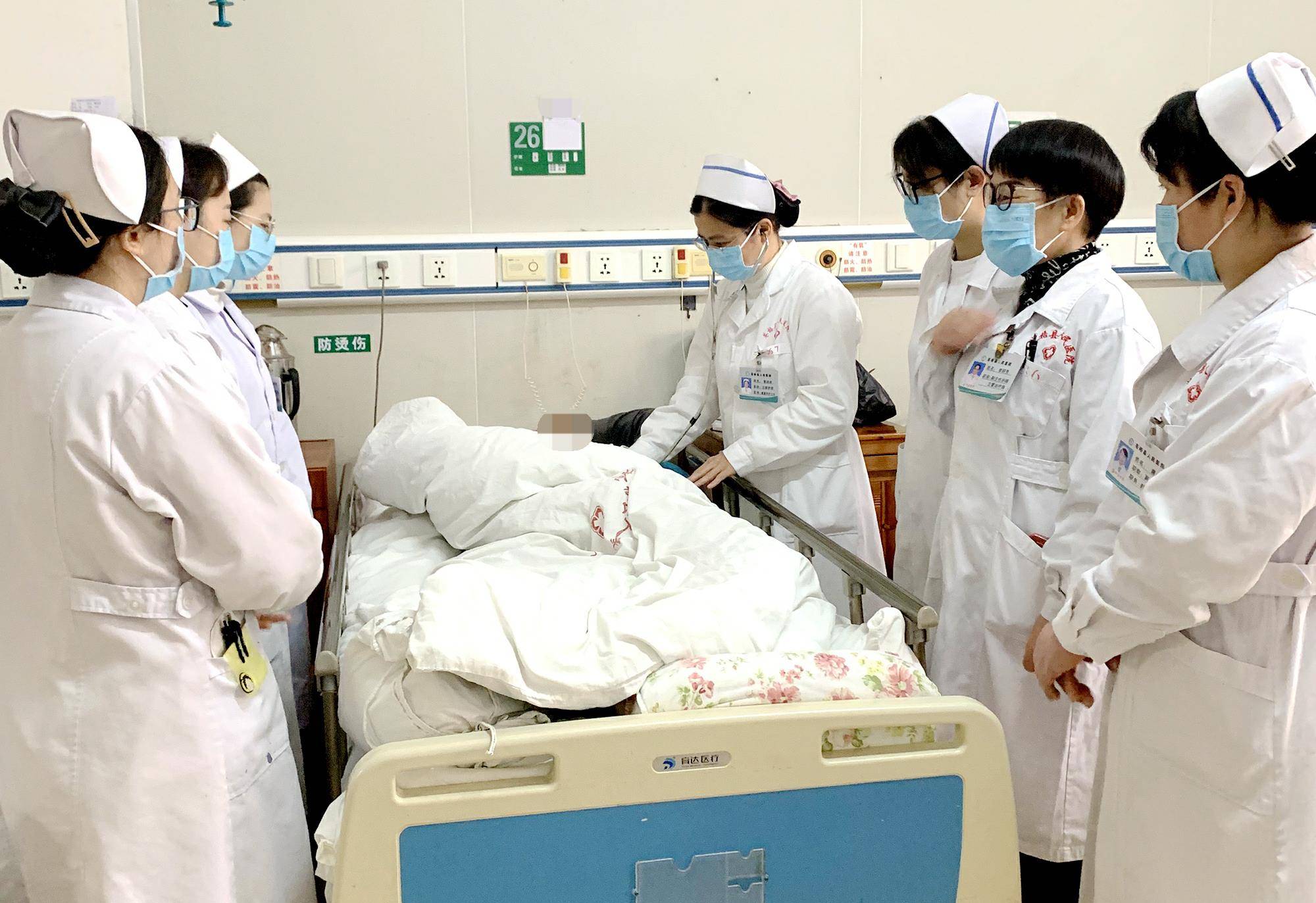 优秀护士风采|苍梧县人民医院黎超连:用爱和耐心照亮患者的康复之路