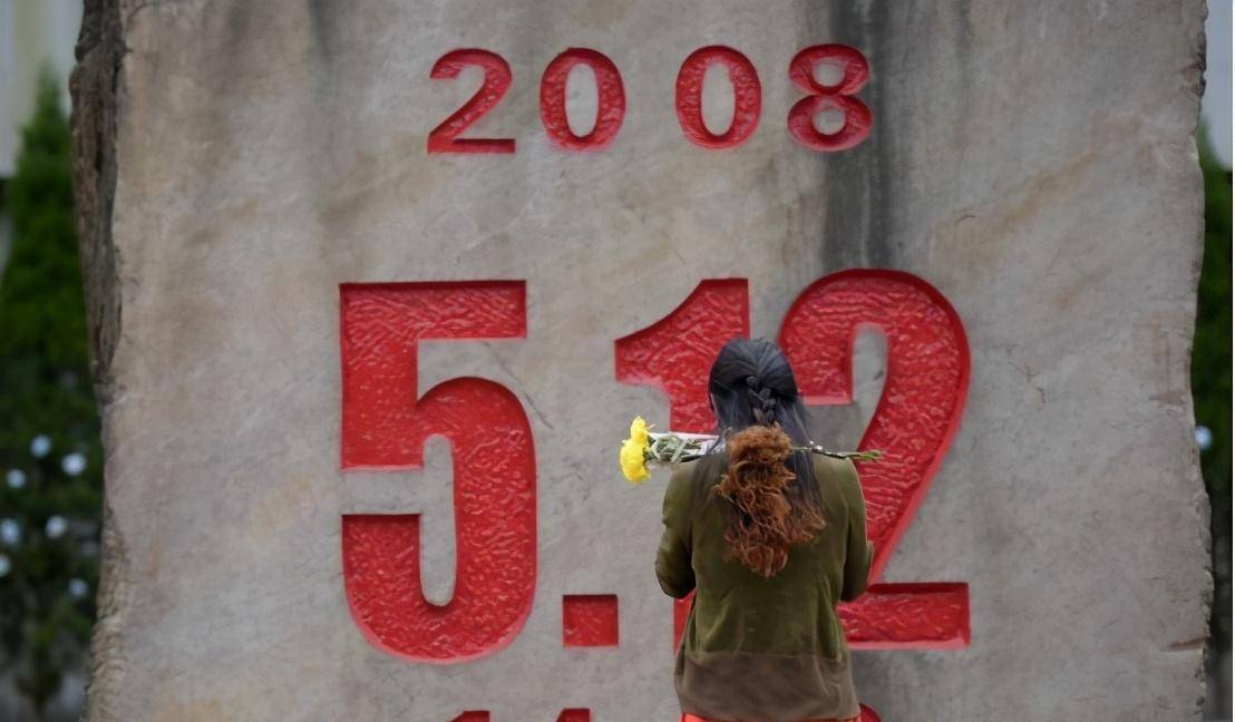 当年汶川地震,为灾区捐款185元的残疾小乞丐,后来过得如何?