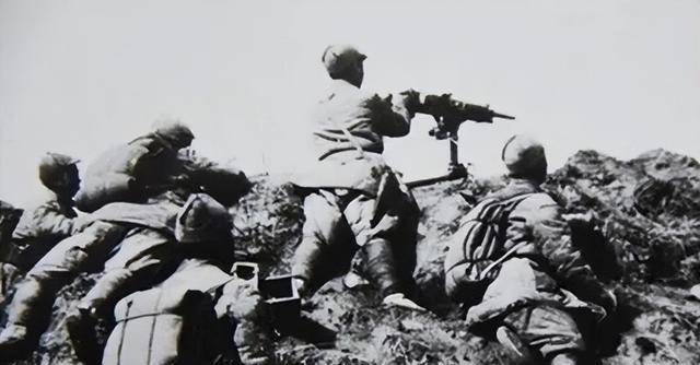 19岁的董存瑞牺牲后,他的家人后来过得怎么样?妻子举动令人泪目