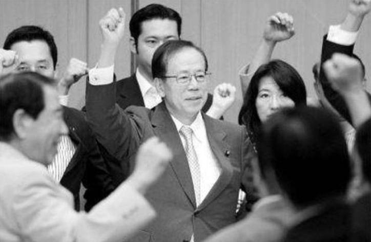 72年田中角荣访华,称做好"必死的准备",回国后险被逼剖腹谢罪