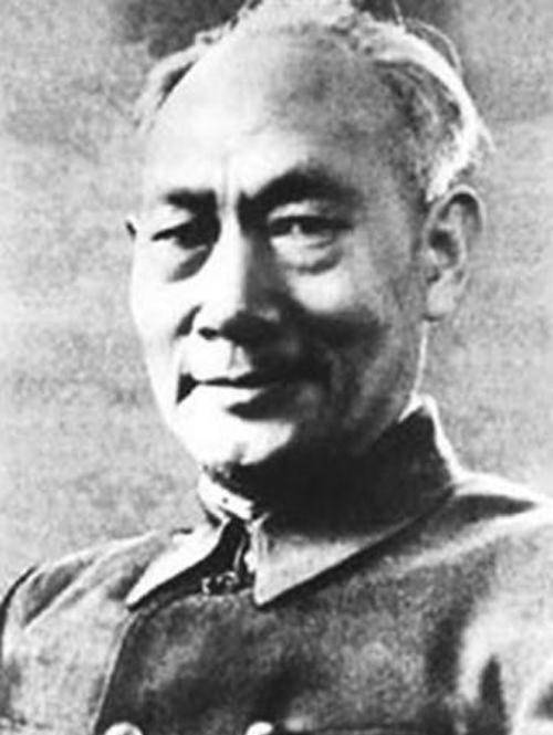 1935年,贵州山区一伙敌特搜捕地下党,他为掩护同志牺牲了小儿子
