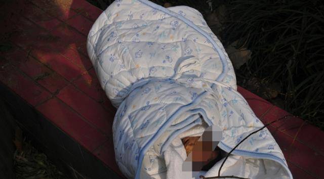 2018年,江苏一妈妈亲手勒死3岁儿子,儿子生前常说:妈妈我爱你