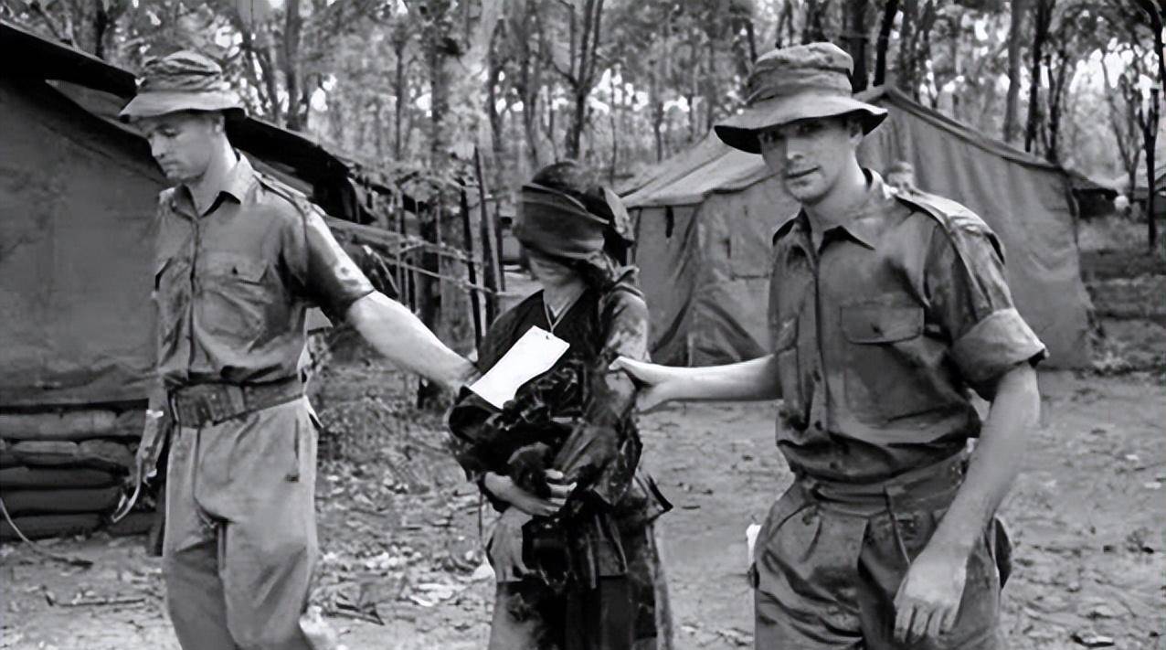 79年对越反击战,117名越军女俘虏害怕被杀,我军做法令其感动