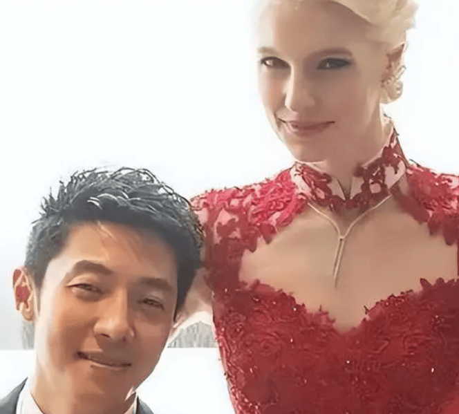 章子怡不再隐瞒:要不是我不敢违抗母命,撒贝宁就不会娶洋女人了!