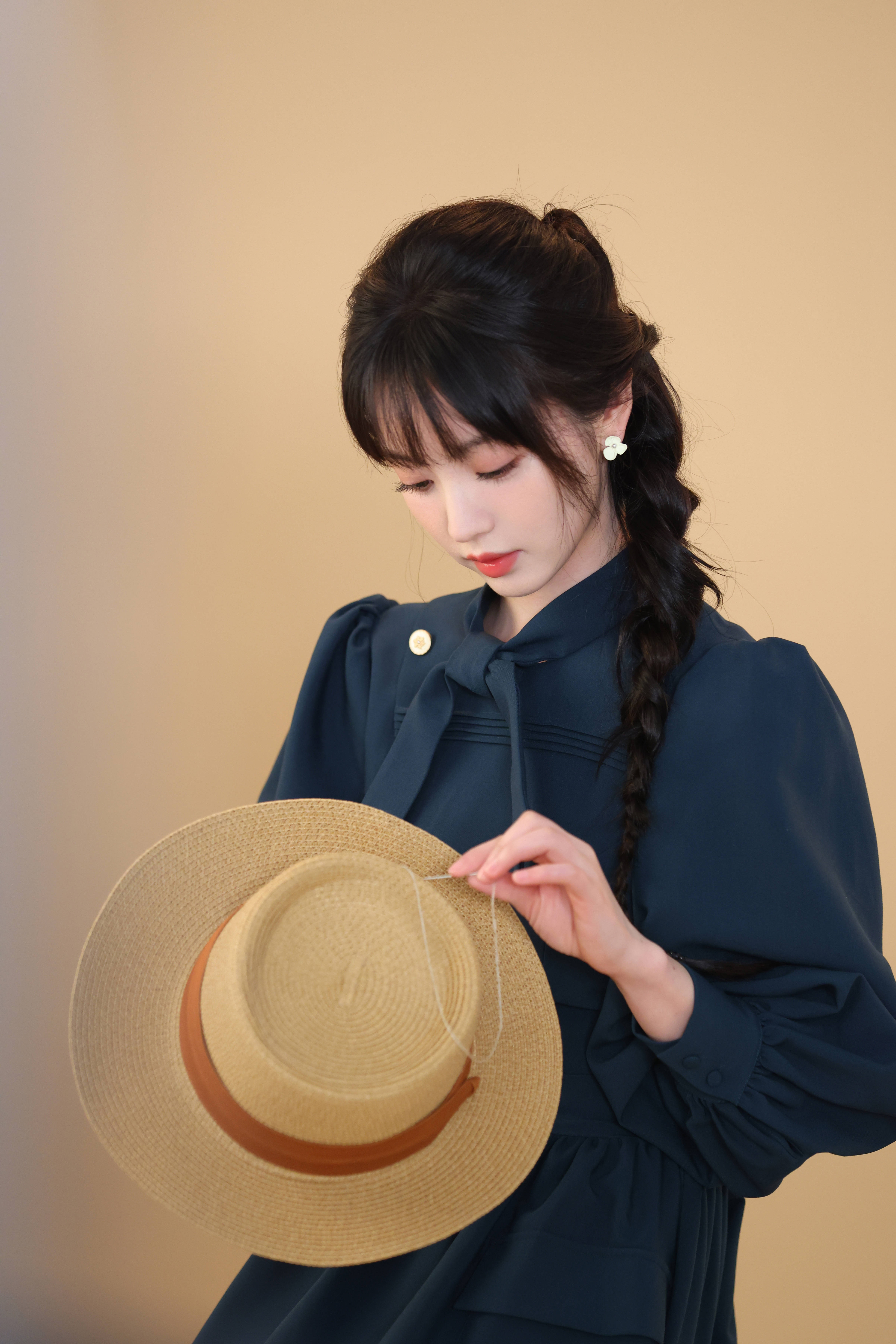 田曦薇,这甜美谁能抗拒啊!_身材_性格_生活