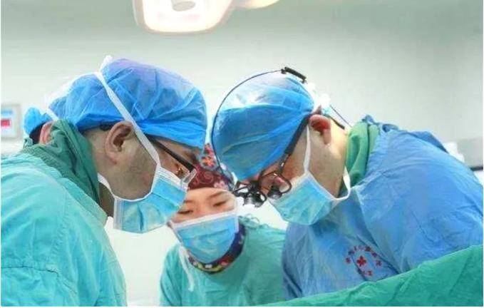 杨彦平 | 向白衣天使致敬 ——写在抗击武汉疫情之际_钟南山_生命