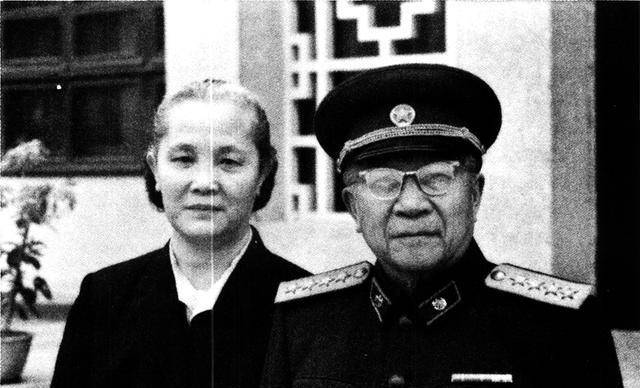 李天佑,陈漫远,雷经天等一批干部纷纷回到家乡.