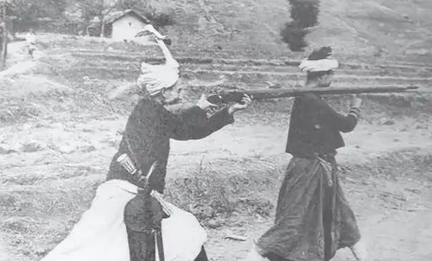 93年一彝族学生家境困难,经查是小叶丹后人,李铁映:让他来北京
