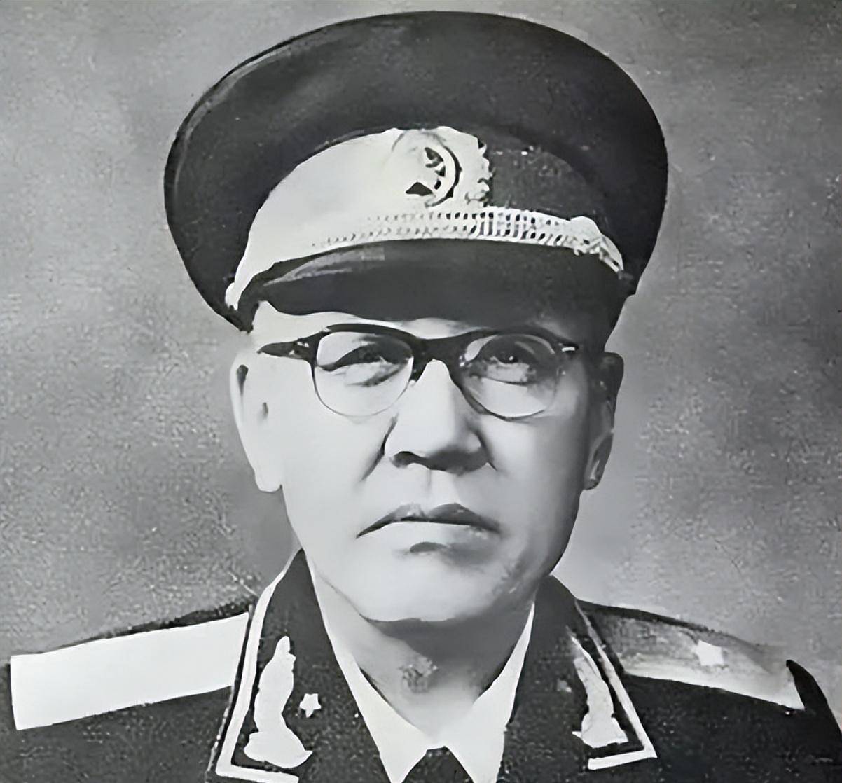 长津湖战役,九兵团司令员宋时轮有3次表现争议,第3次着实不该