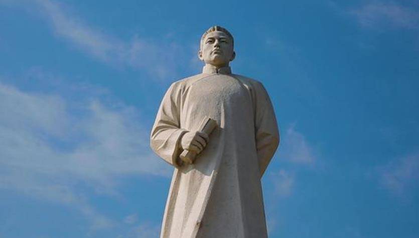 柳直荀:"我失骄杨君失柳"中的"柳",本是富家少爷,却要立志革命