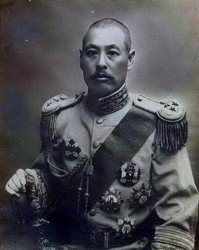 秀才将军-吴佩孚,从白手起家到十四省联军总司令,工于心计