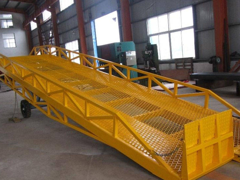 三能液压登车桥提供优质服务,满足现代化物流需求