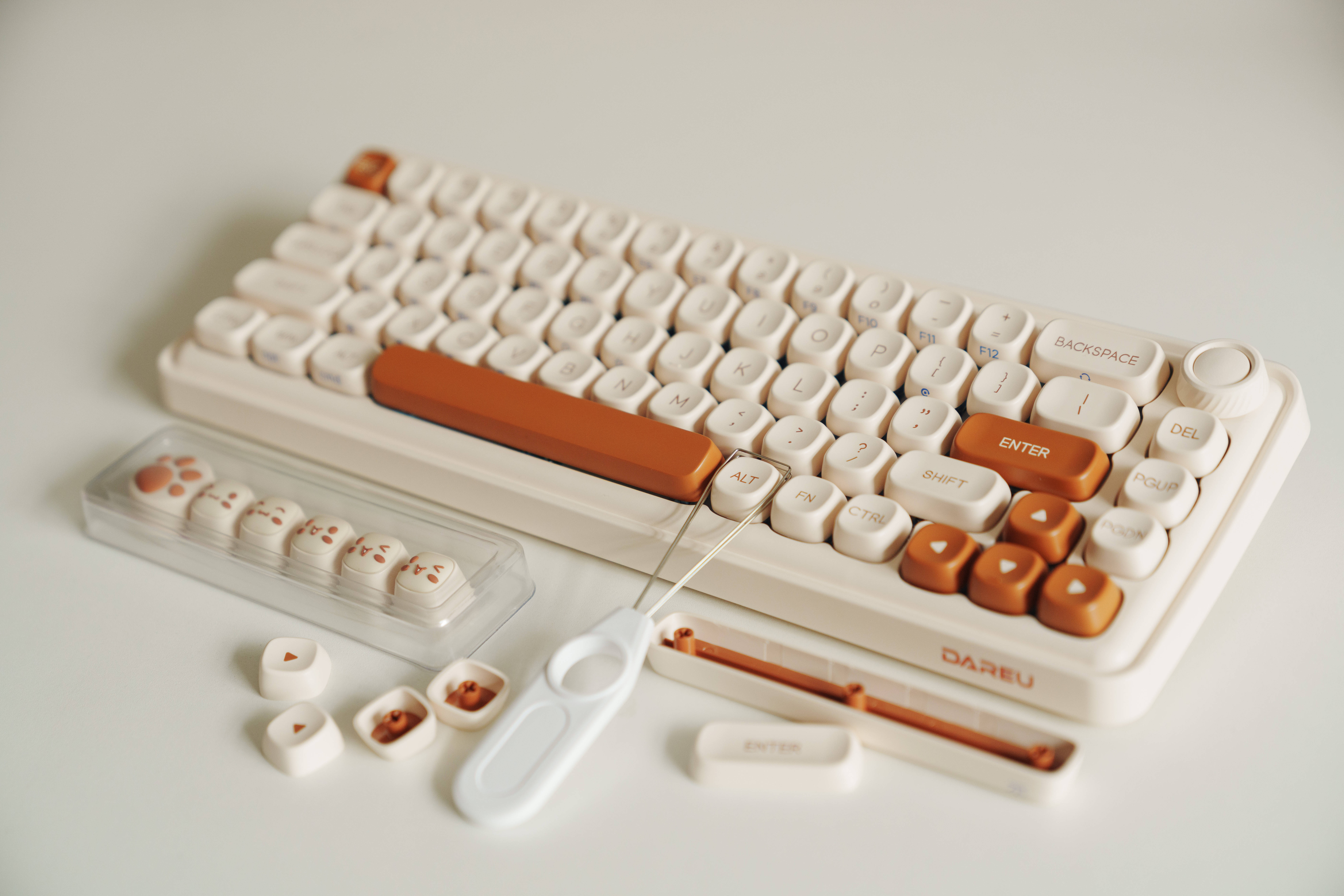 达尔优小方糖机械键盘,让每一次敲击都成为快乐的音符.