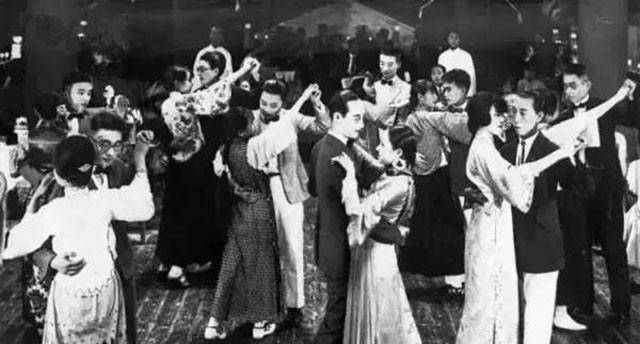 徐贤乐:先嫁将军再嫁北大校长,两年骗光蒋梦麟财产,潇洒活到98