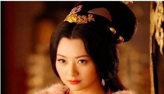 "烽火戏诸侯"中的褒姒,为什么笑了?周幽王死后她怎么样了?