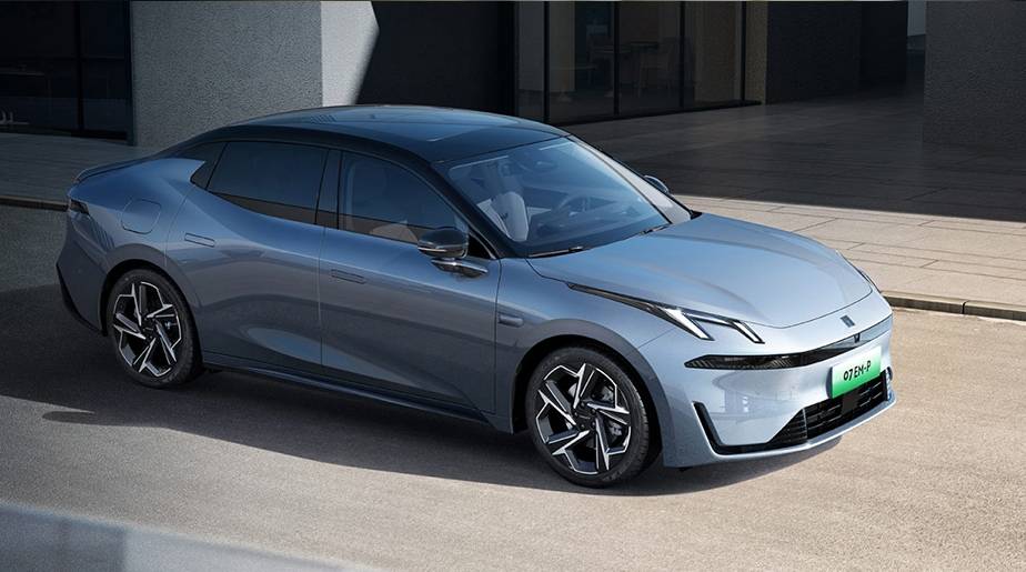 豪华智享超电轿车 领克07 em-p限时领享价16.38万起上市